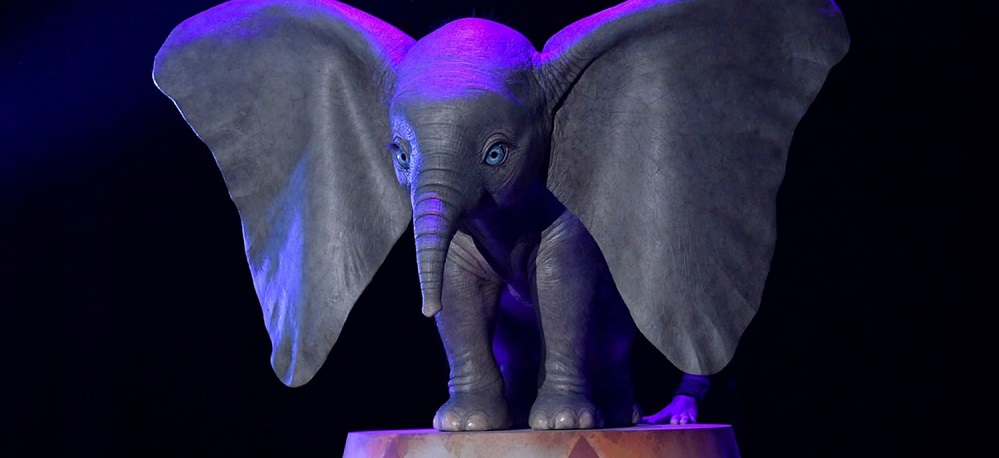 154318-heres-your-first-look-at-dumbo-in